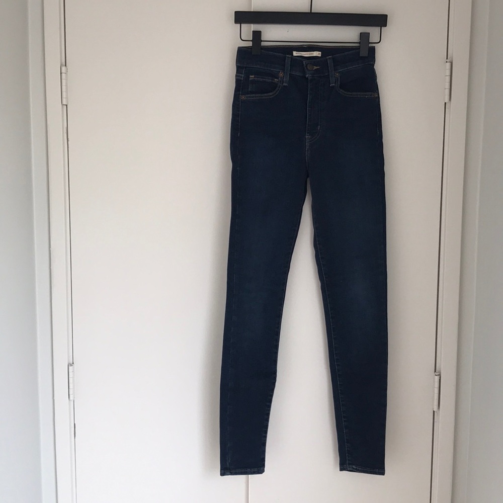 NWOT Levi’s Mile High Super Skinny Jeans
